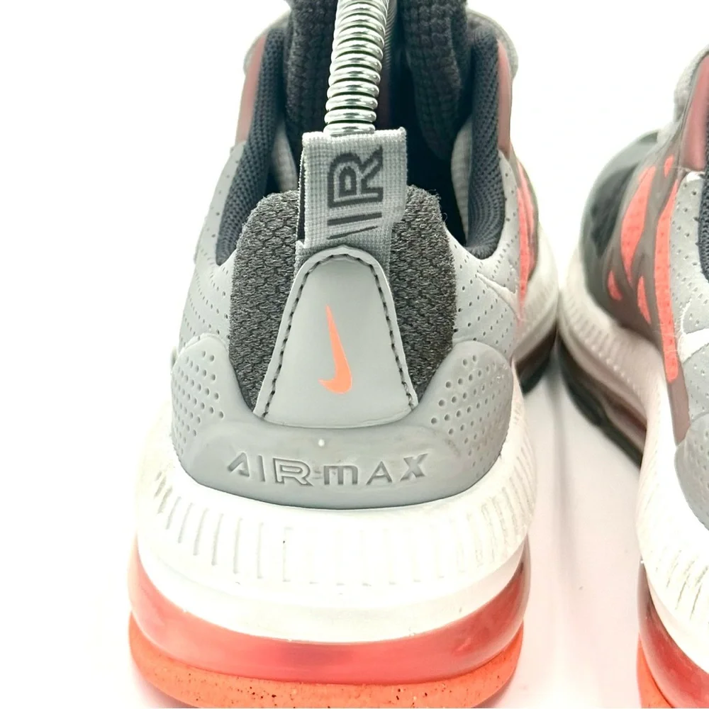Nike Air‎ Max Genome Youth Size 5 Gray Orange Shoes CZ4652-004 great condition